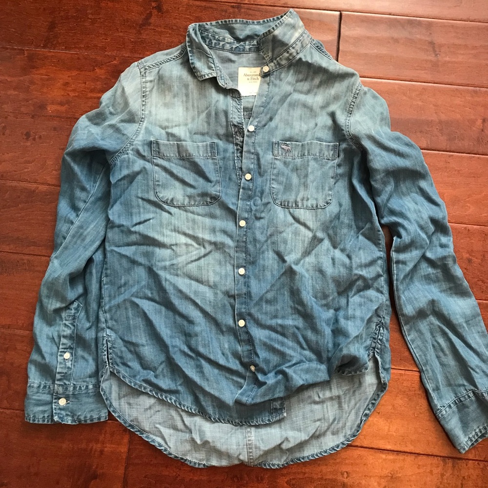 Abercrombie & Fitch large jean shirt
